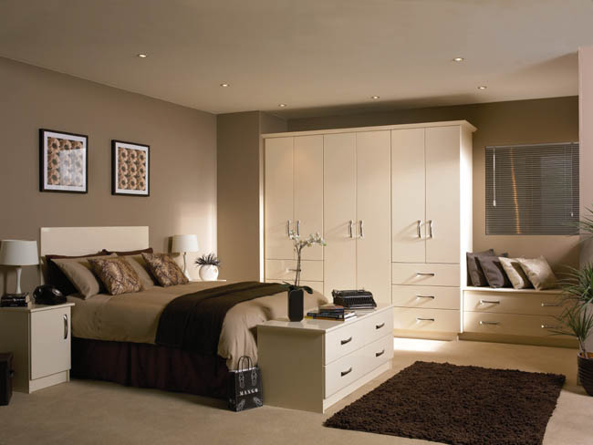 Duleek - High Gloss Cream